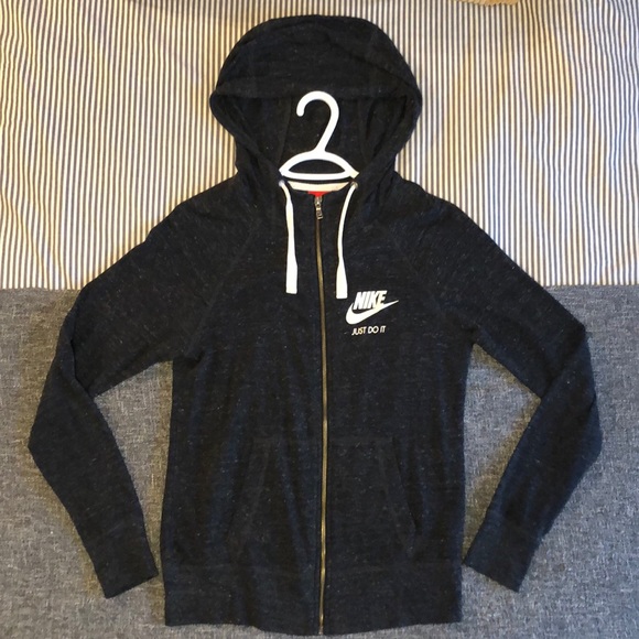 Nike vest - Picture 1 of 1